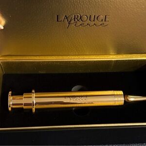 La Rouge Pierre ~ NIB Gold Skincare Serum